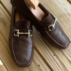 SALVATORE FERRAGAMO GANCINI BIT LOGO DRIVING MOC LOAFER MENS 9D